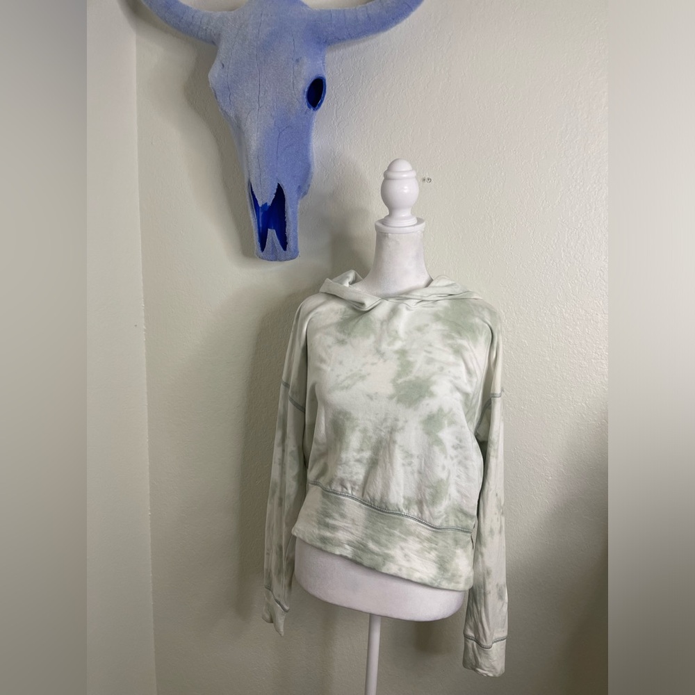 🩵Offline By Aerie Tie-Dye Hoodie🩵
